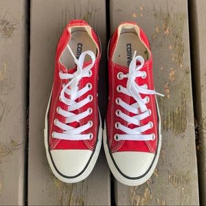 CONVERSE Red Chuck Taylor All-Star